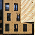 Barrio de Ladrillos / dekleva gregorič architects - Apartamentos
