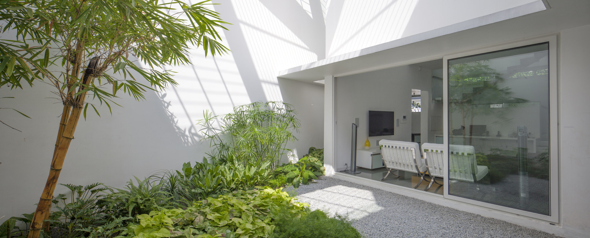 Gallery Of The Skewed House Lijo Reny Architects 20