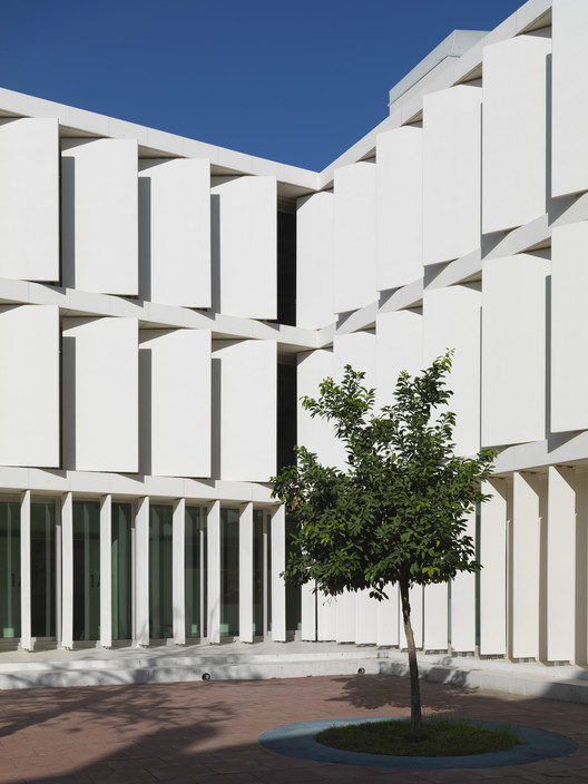 TAC-SEV New Campus / Erginoğlu&Çalışlar - Facade