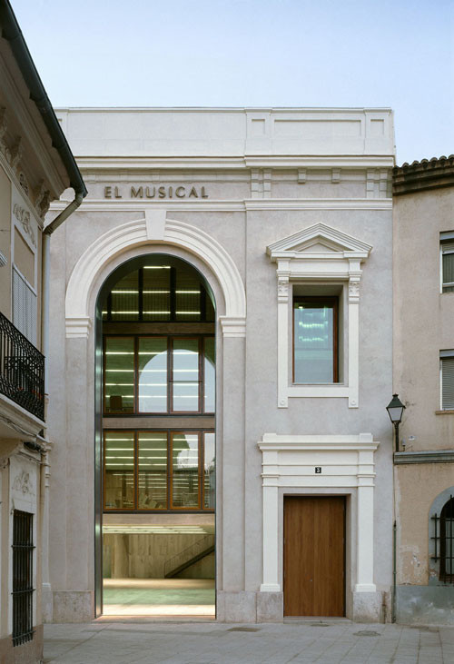 Centro Cultural El Musical / Eduardo de Miguel Arbonés - Imagem 4 de 21