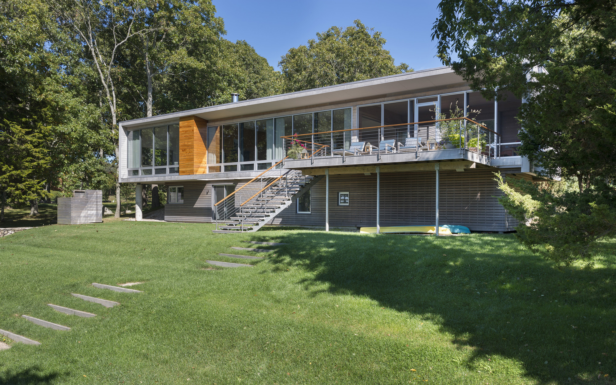 Gallery of Westport River House / Ruhl Walker Architects 11