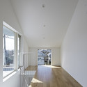 Sandwich Apartment  / Ikeda Yukie Ono Toshiharu Architects - Interior Photography, Apartments, Handrail