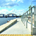 Revitalización de la Plaza Spikeri y el Frente Costero Daugava  / Arplan + A plus Architects - Parque