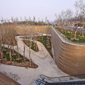 Centro de Servicio Earthly Pond para la Exposición Internacional de Horticultura 2014 / HHD_FUN - Paisaje Y Arquitectura