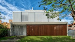 Casa Jurerê Internacional / Pimont Arquitetura