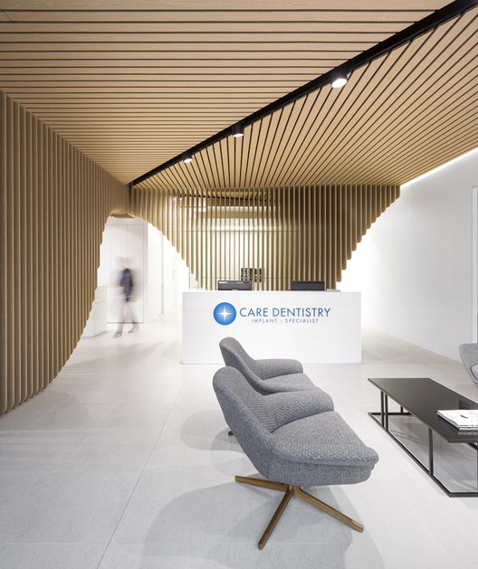 Care Implant Dentistry / Pedra Silva Architects - Design De Interiores