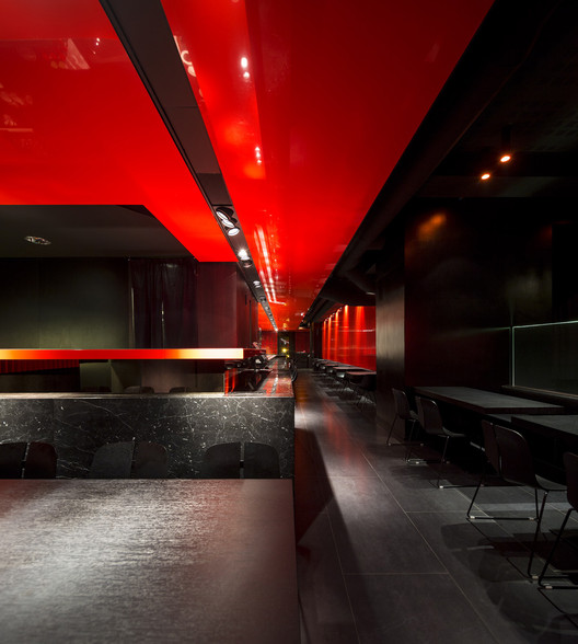 Zen Sushi Restaurant / Carlo Berarducci Architecture - Chair