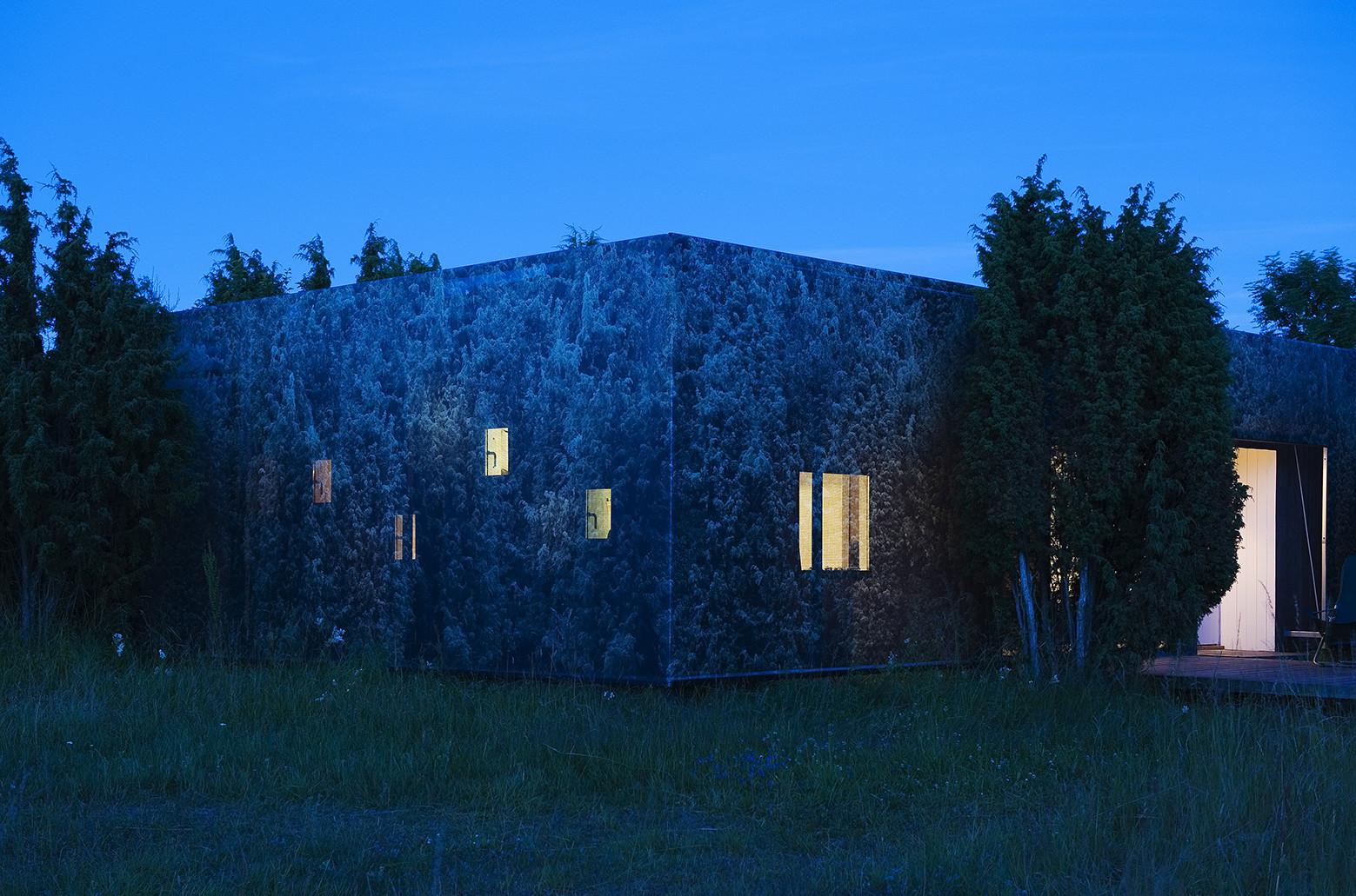 Gallery of Juniper House / Murman Arkitekter 9
