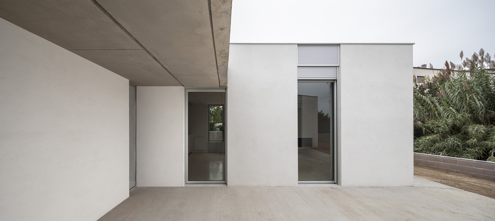 Casa en frente de un arroyo / 05 AM Arquitectura - Imagen 8 de 17
