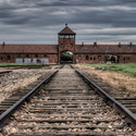 72 anos após o fim da Segunda Guerra Mundial, Auschwitz busca preservar sua memória - Image 2 of 4