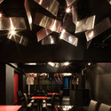 Light Cave / Moriyuki Ochiai Architects - Bar