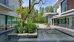 La Casa de los Tres Árboles / DADA & Partners