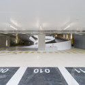 Edificio de Estacionamientos en Grenoble / GaP Grudzinski & Poisay Architectes - Estacionamiento
