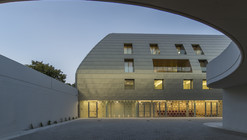 Pisa and Fornacette银行新总部 / Massimo Mariani