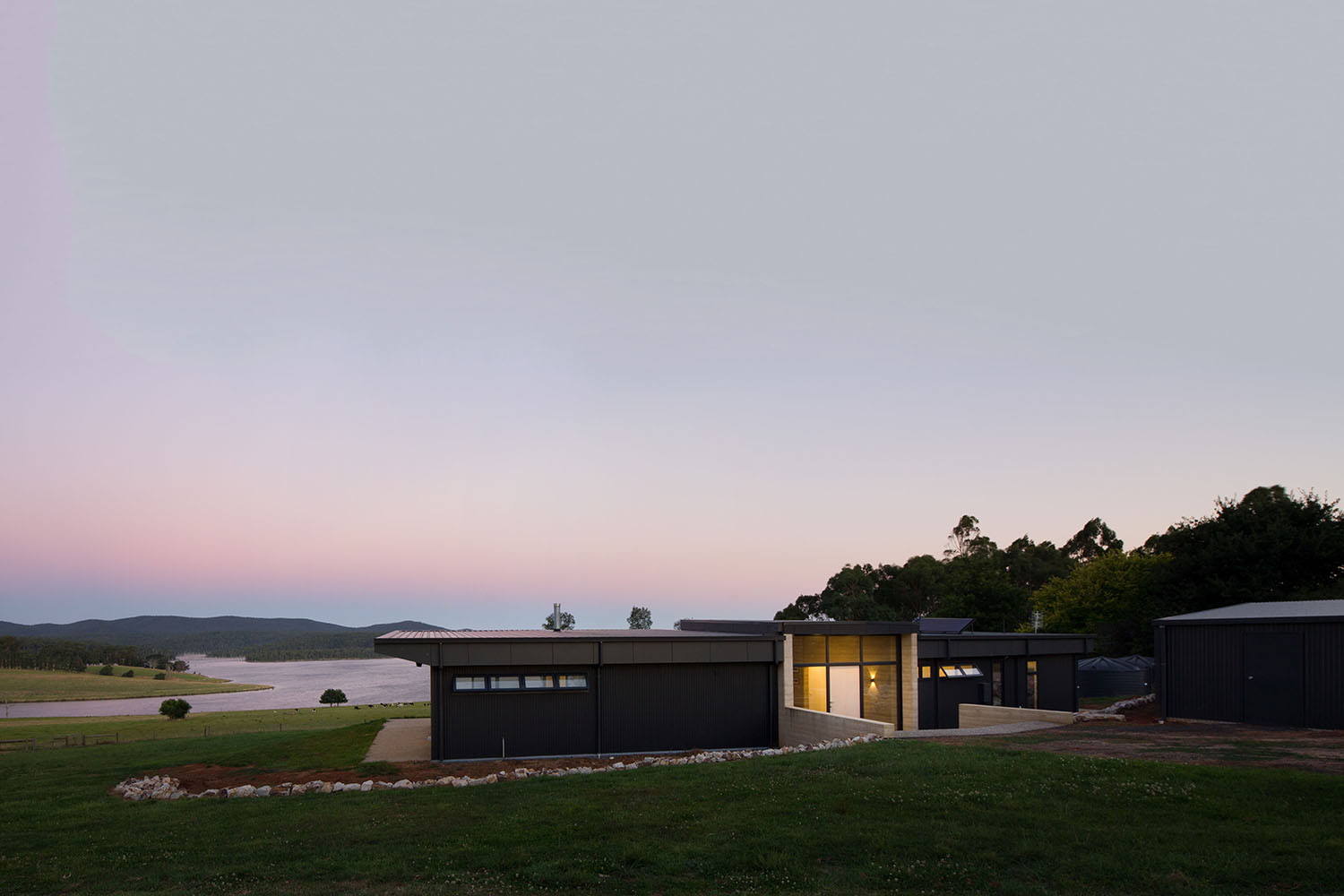 Willow Grove / Finnis Architects - Imagem 5 de 18