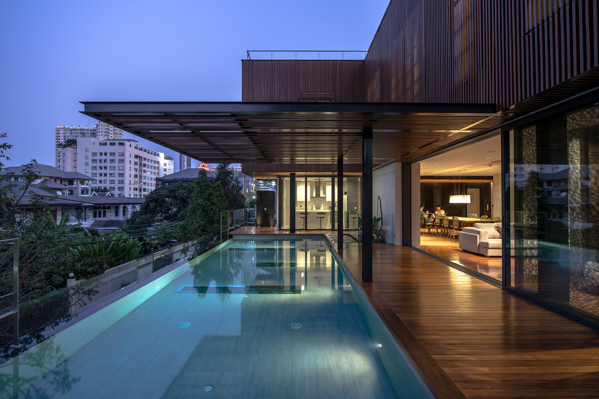 Galería de Casa Joly / Stu/D/O Architects 17