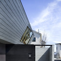 Wrap House / APOLLO Architects &amp; Associates - Houses, Facade