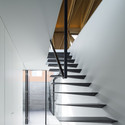 Wrap House / APOLLO Architects &amp; Associates - Houses, Stairs, Facade, Handrail