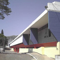 Clássicos da Arquitetura: Ginásio de Guarulhos / Vilanova Artigas e Carlos Cascaldi - Escolas, Fachada