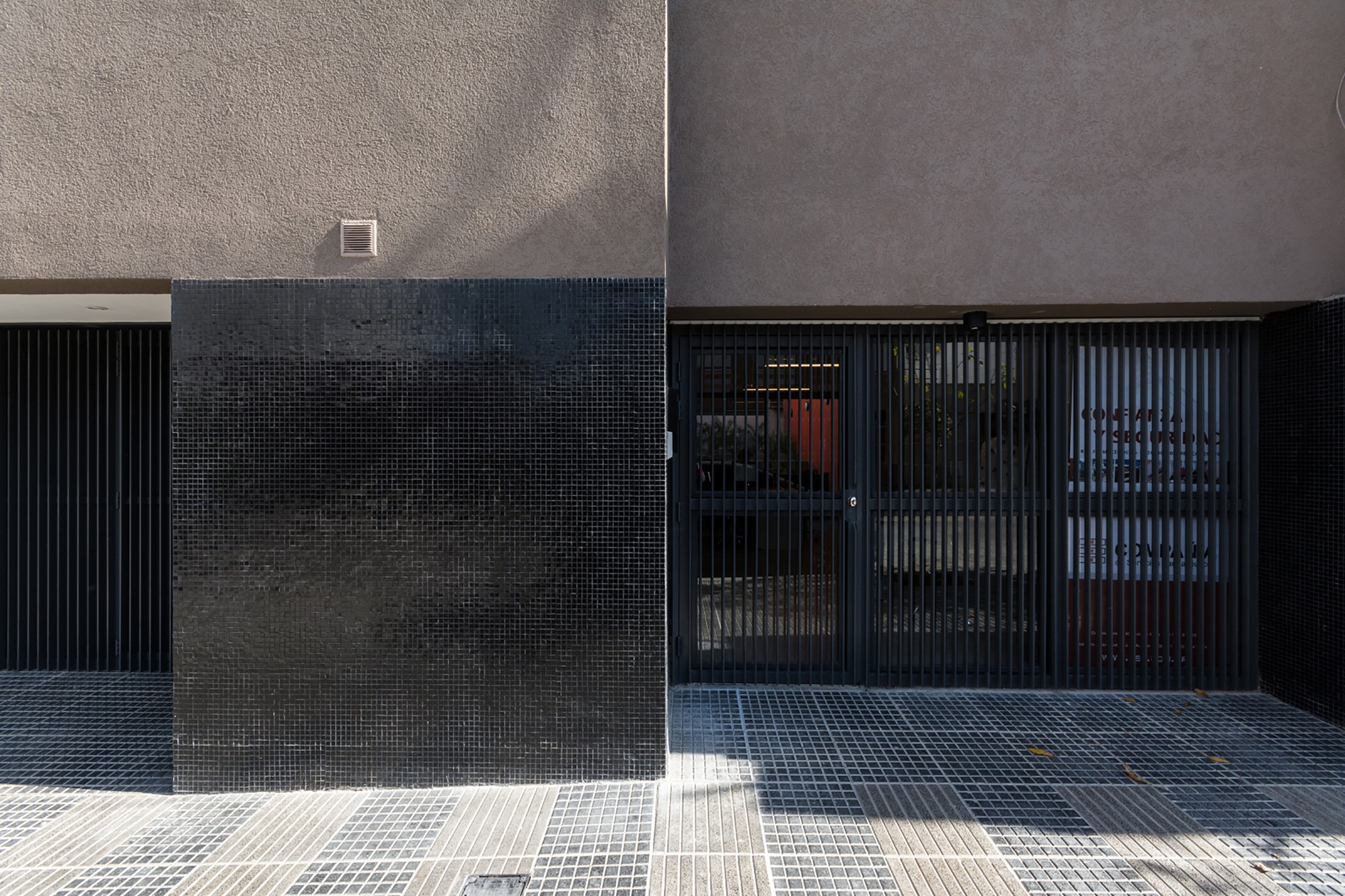 Galería de Oficinas Córdoba / NETO Arquitectura 11