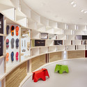 Vitra 校园内的 Vitra + Camper 商店 / Kéré Architecture - 4 的图像 12