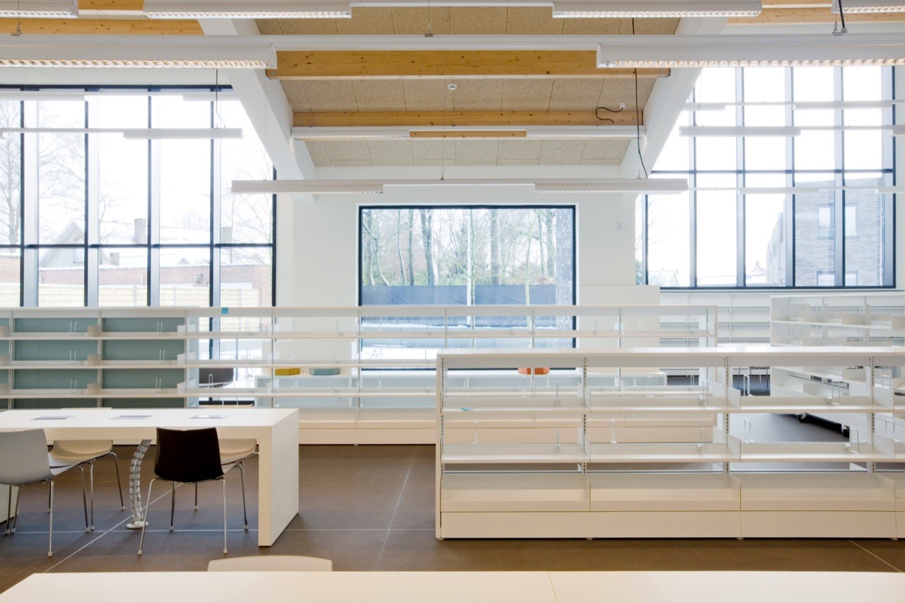 Gallery of New Public Library Zoersel / OMGEVING Architecture - 12