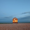 Mirrored Beach Hut / ECE Architecture + Creative Forager - Small Scale, Coast