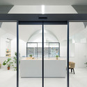 Farmacia en Omori / MAMM DESIGN - Diseño De Interiores