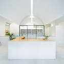 Farmacia en Omori / MAMM DESIGN - Diseño De Interiores