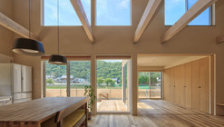Casa en Yoshinaga / Tomoyuki Uchida