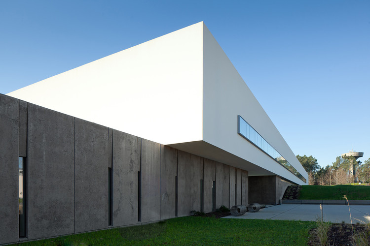 Escola Superior de Desporto de Melgaço / Pedro Reis. © José Campos | Architectural photography