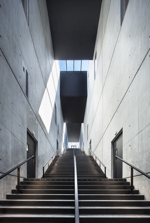Escuela Marítima Nacional en Le Havre / AIA Associés - Imagen 4 de 29
