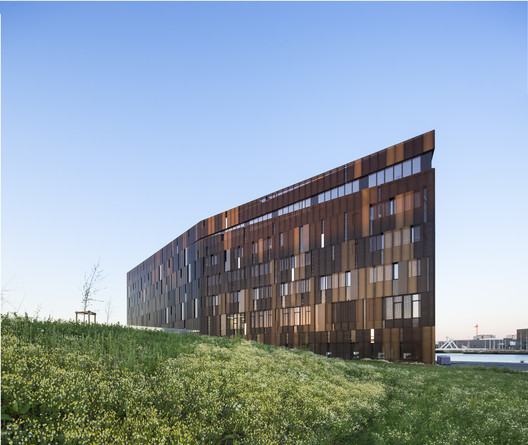 Escuela Marítima Nacional en Le Havre / AIA Associés - Imagen 2 de 29