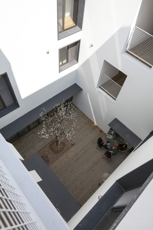 Gap House / Archihood WXY - Windows, Stairs, Handrail