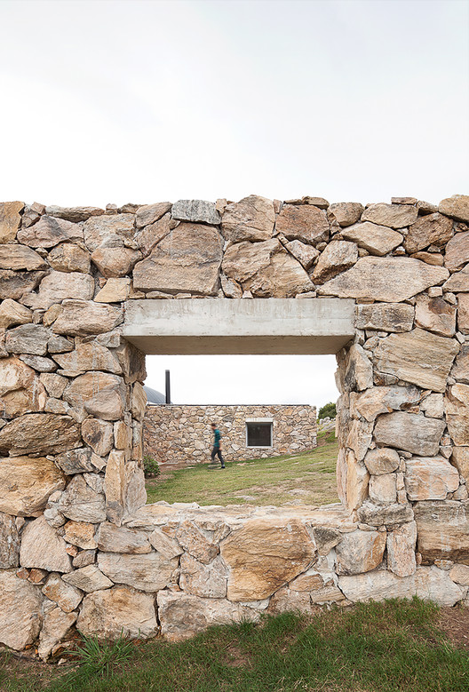 Calera del Rey House / gualano + gualano: arquitectos - Image 23 of 37