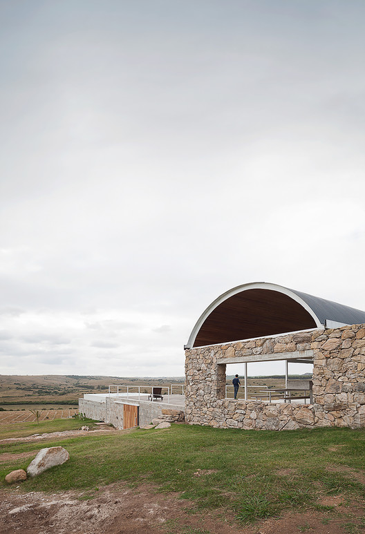 Calera del Rey House / gualano + gualano: arquitectos - Image 5 of 37