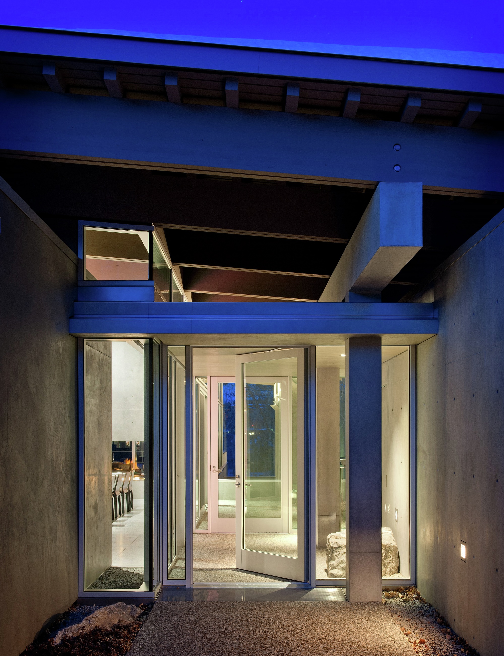 Gallery of River House / Suyama Peterson Deguchi 6