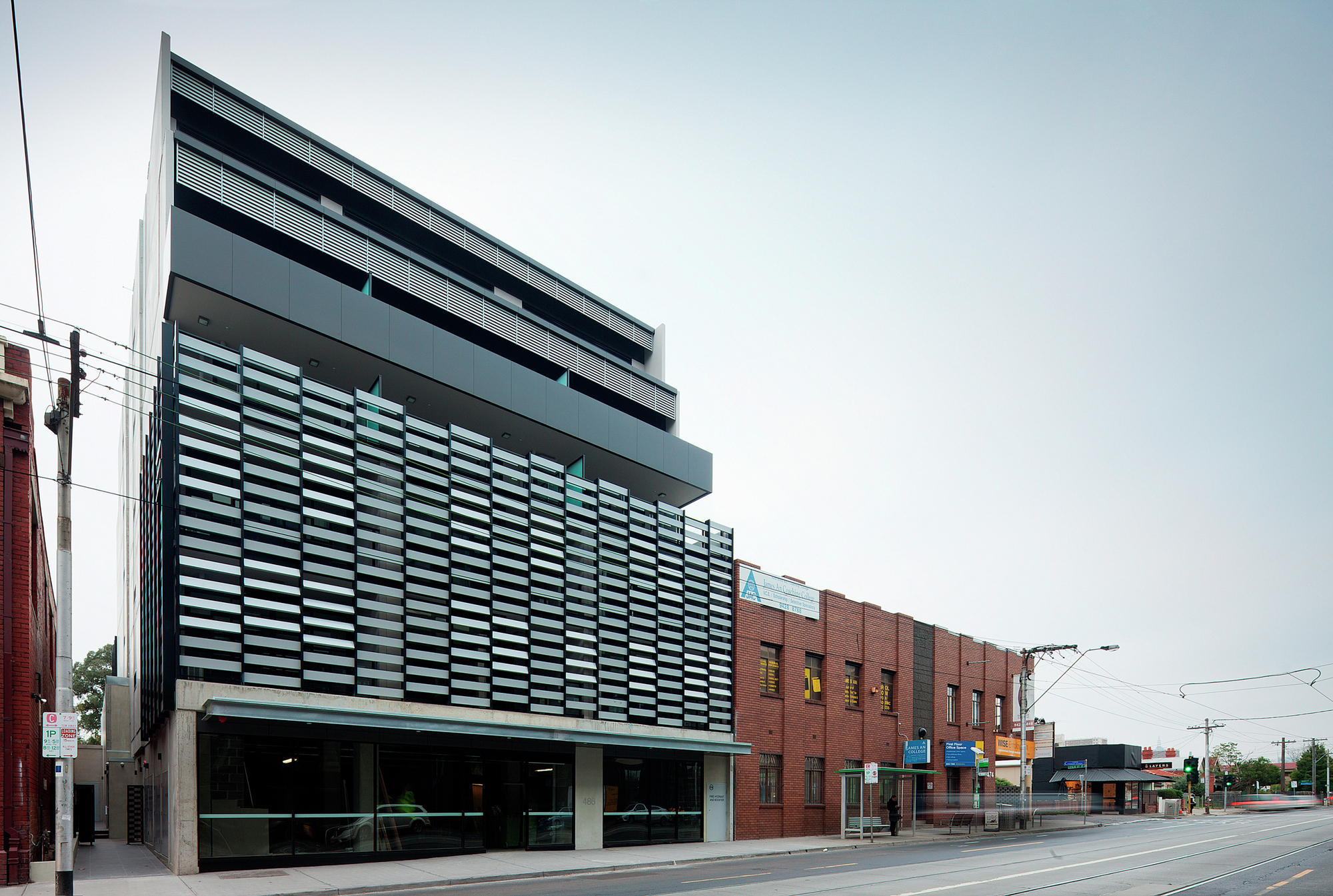 Audrey Apartments / Carr ArchDaily