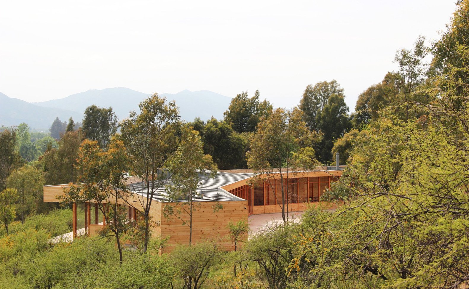 Gallery of Hill's House / Ignacio Correa 1