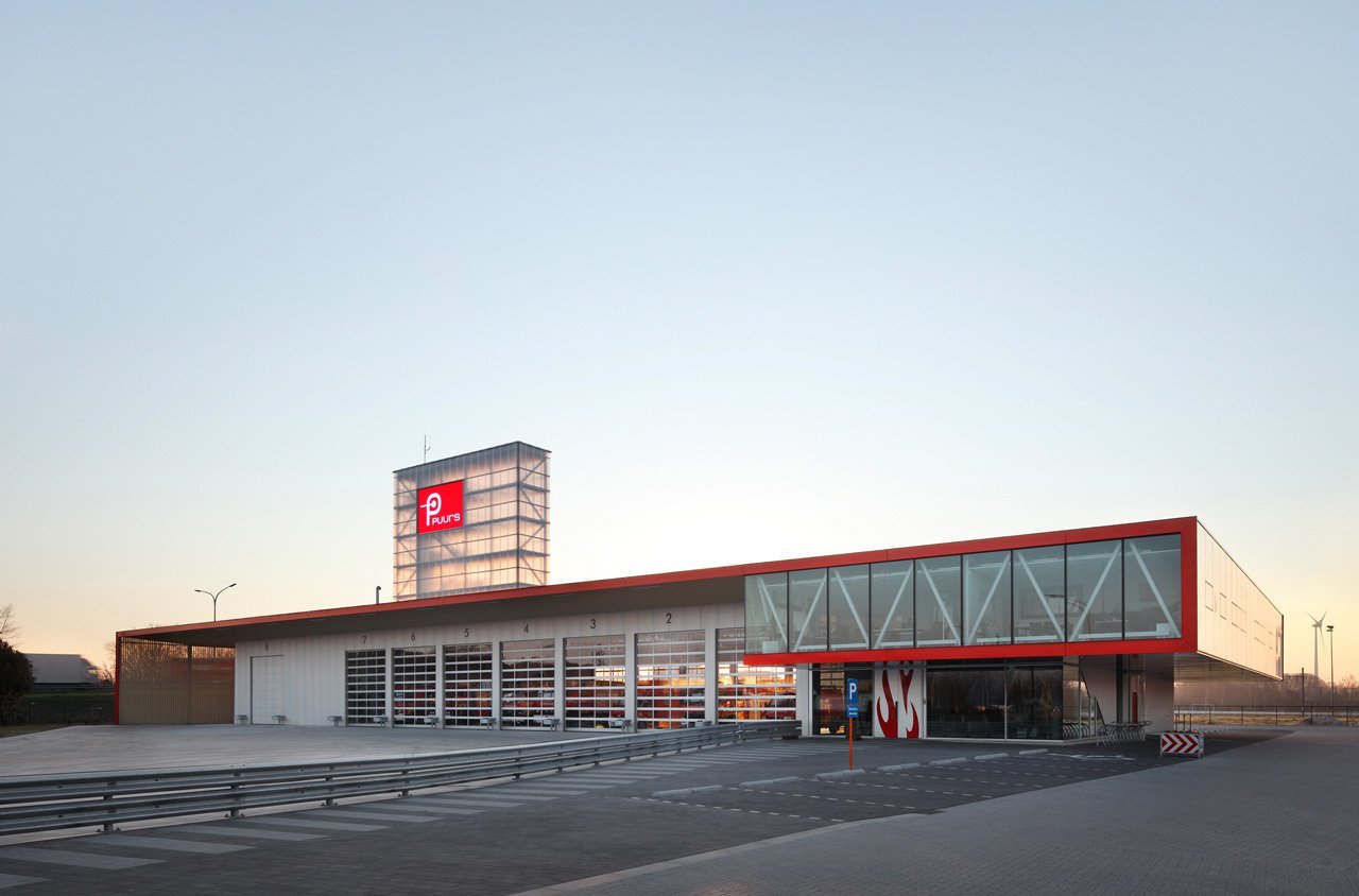 Galería de Estación de Bomberos en Puurs / Compagnie O Architects 3