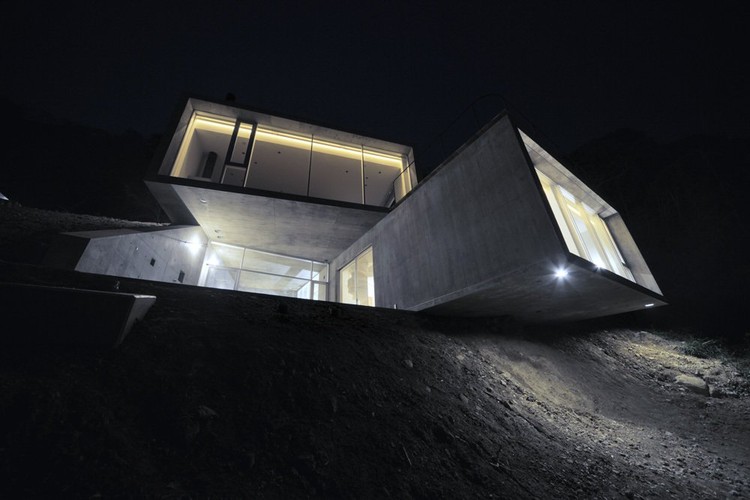 Casa en Kisami / Florian Busch Architects - Más Imágenes