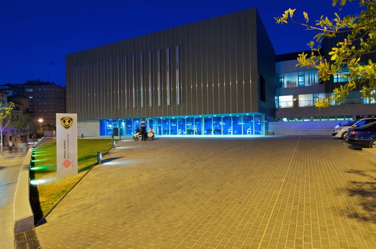 Jefatura de la Guardia Urbana de Lleida / Mestura Arquitectes - Más Imágenes