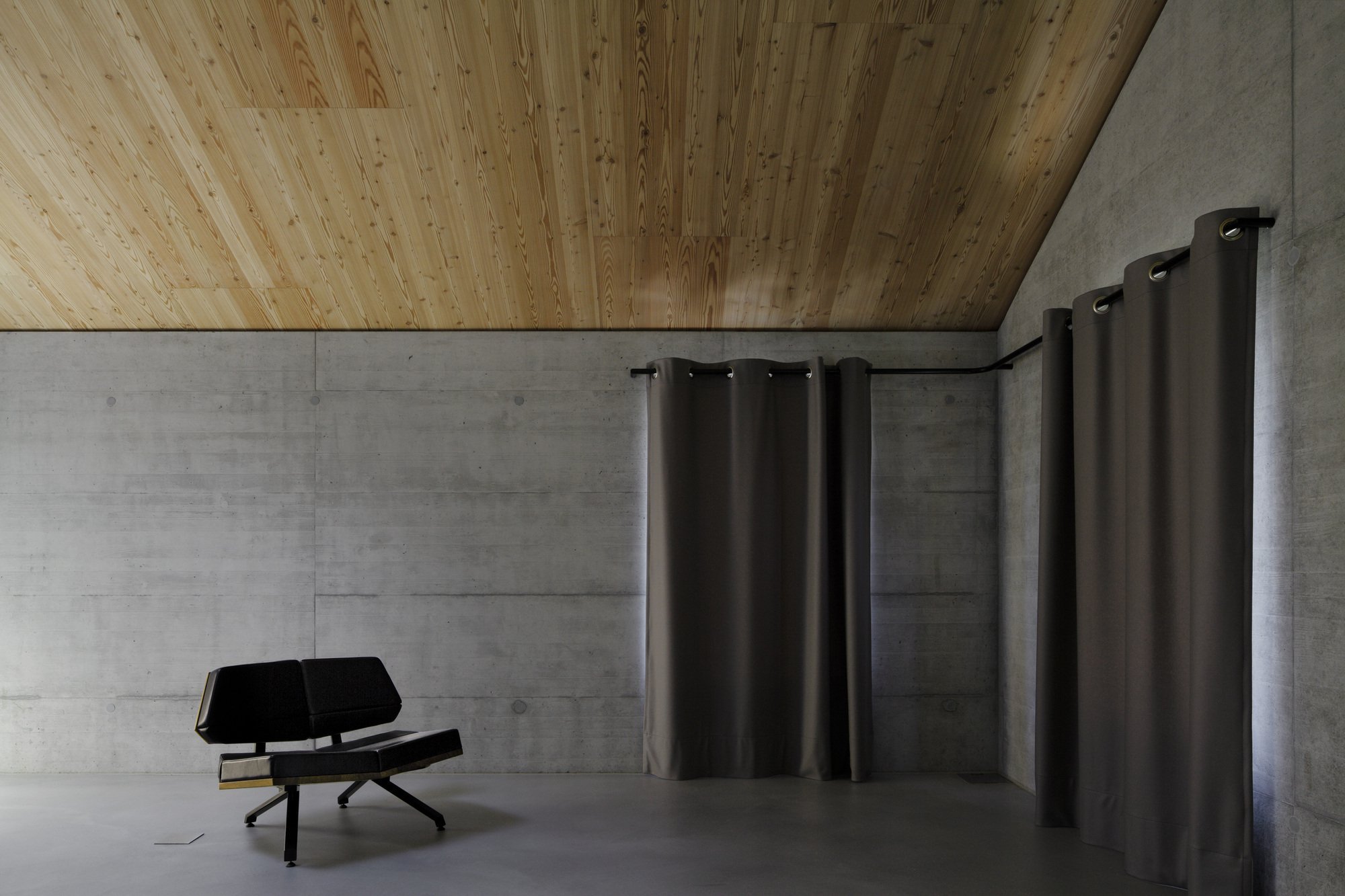galer-a-de-casa-d-hhf-architects-32
