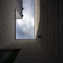 Casa en Dunaujvaros / ZSK Architects  - Image 3 of 4