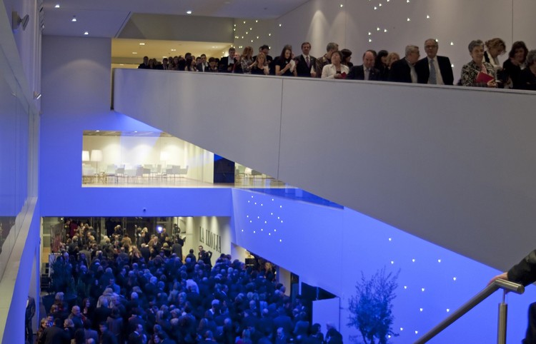 Teatro y Centro de Conferencias La Llotja / Mecanoo - Más Imágenes