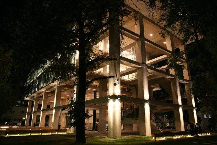 Proyecto Iluminación: Edificio Corporativo DUOC / Mónica Pérez &amp; Asociados - Más Imágenes