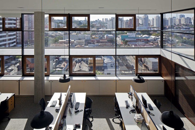 Edificio W305 / Isay Weinfeld - Más Imágenes