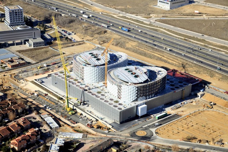 En Construcción: Nuevo Hospital Público de Móstoles / Rafael de La-Hoz Arquitectos - Más Imágenes