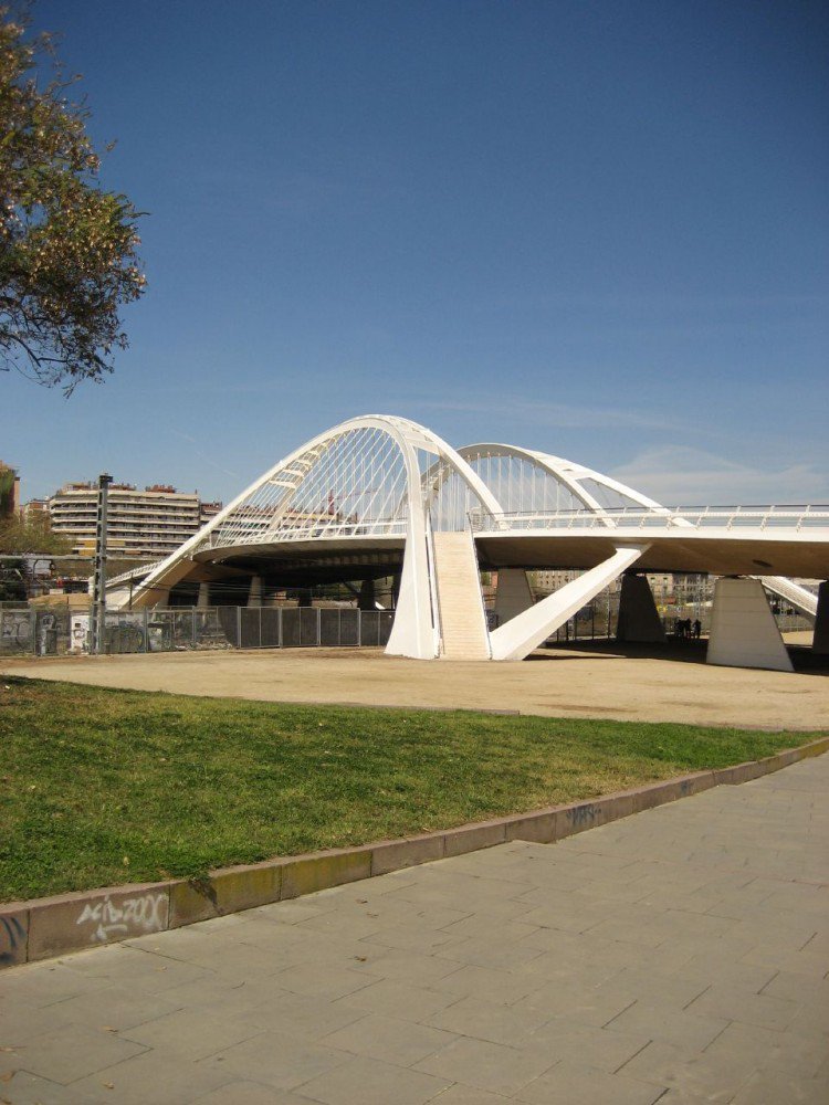 Galería de Clásicos de Arquitectura: Puente Bac de Roda / Santiago ...