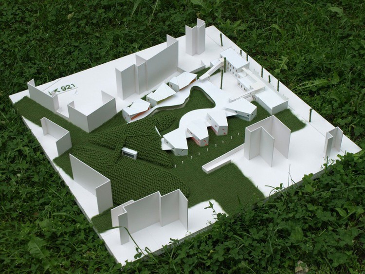 Propuesta para Jardín Infantil en Riga / ARHIS - Más Imágenes